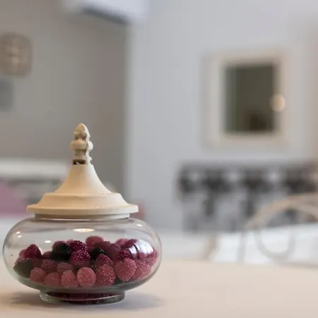 Rouge Apartman Free Parking Nearby