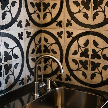 Rouge Apartman Free Parking Nearby Pécs
